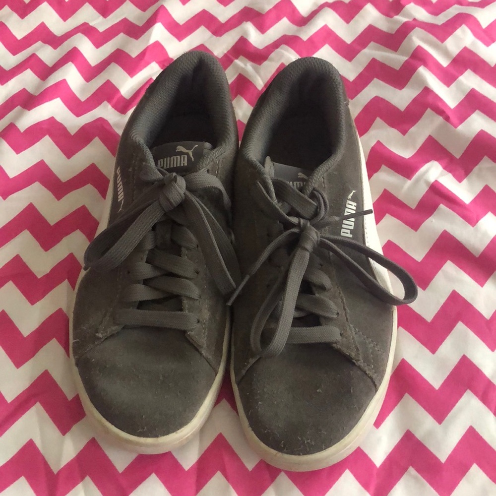 Women Puma sneakers